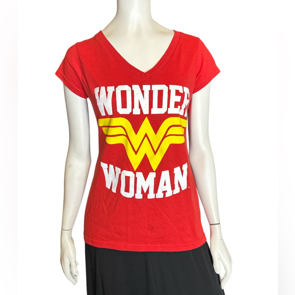 DC Wonder Woman T-shirt